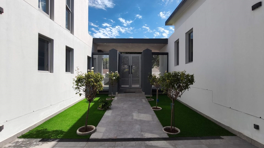 4 Bedroom Property for Sale in Pinnacle Point Golf Estate Western Cape